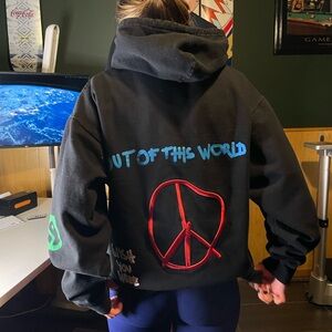Travis Scott AstroWorld men’s large hoodie - 'Out of This World'